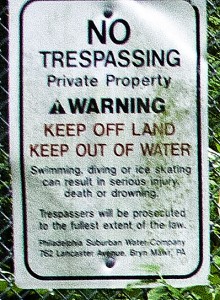 Extreme Close-Up of the Glenmoore Quarry Fence Sign Extreme Close-Up of the Glenmoore Quarry Fence Sign