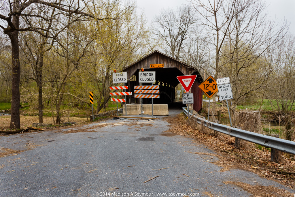 Bridge Closed signs at Speakman #1
